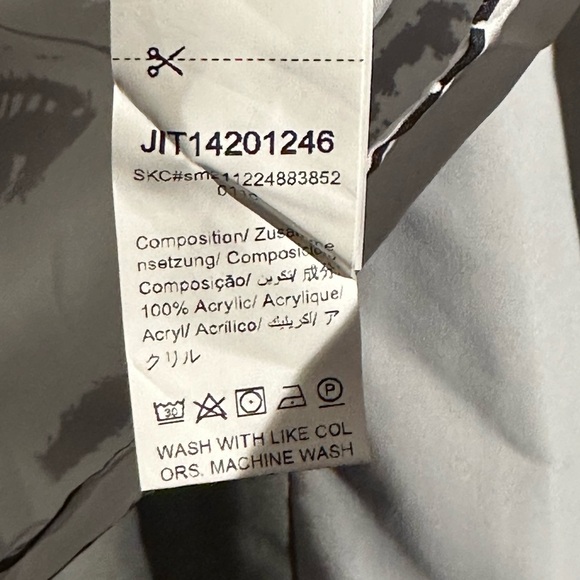 ⬛️👀⬜️ SHEIN Mens Shirt Sleeve Button Up Shirt, size M ⬜️⬛️ - Picture 5 of 6